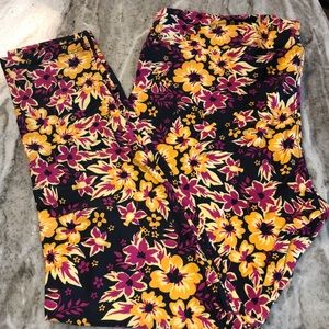 Lula Roe TC2 Soft Leggings